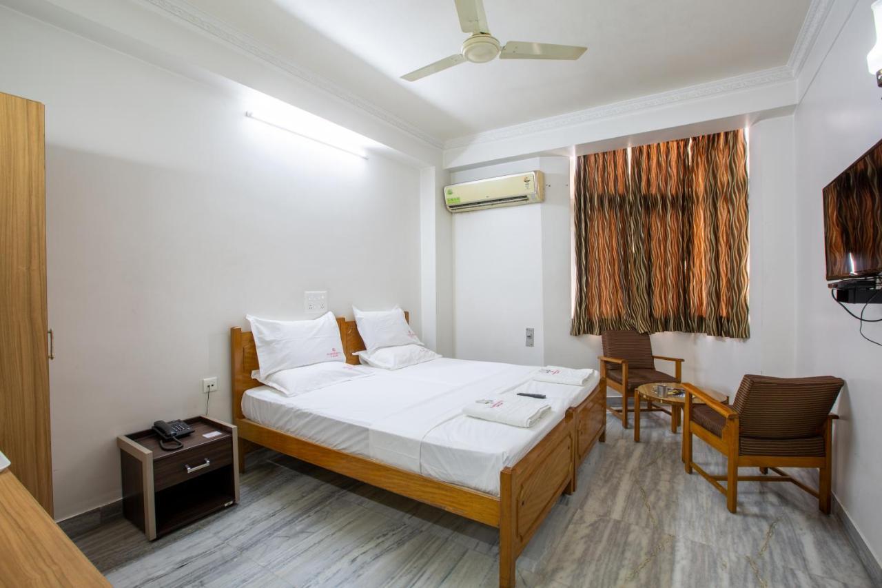 קוימבטור Sri Aarvee Hotels מראה חיצוני תמונה