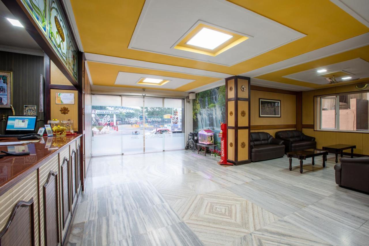 קוימבטור Sri Aarvee Hotels מראה חיצוני תמונה