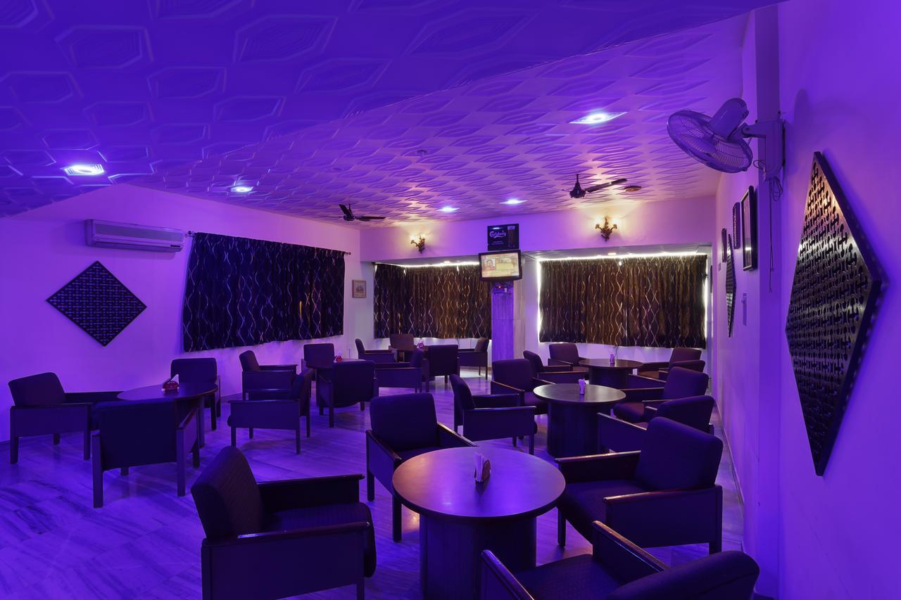 קוימבטור Sri Aarvee Hotels מראה חיצוני תמונה