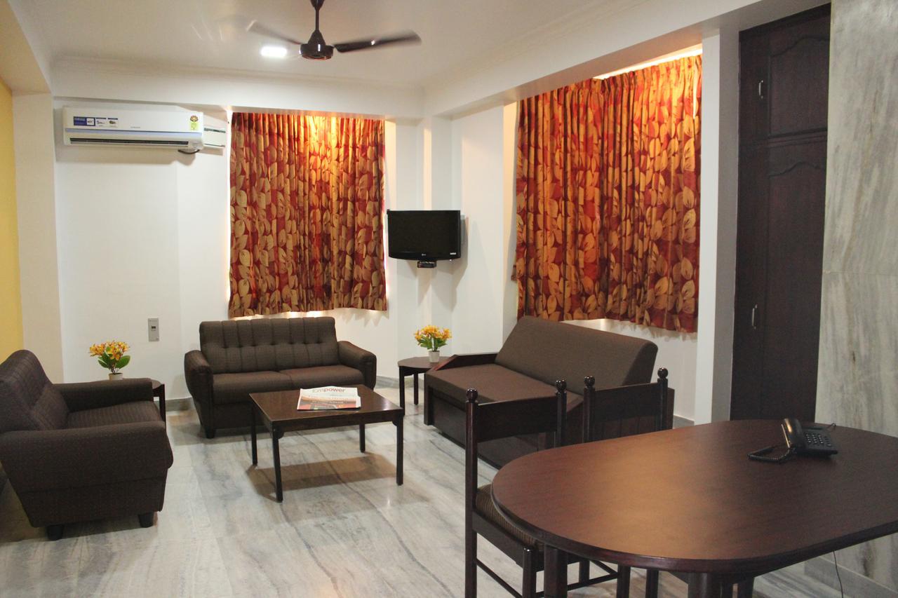 קוימבטור Sri Aarvee Hotels מראה חיצוני תמונה