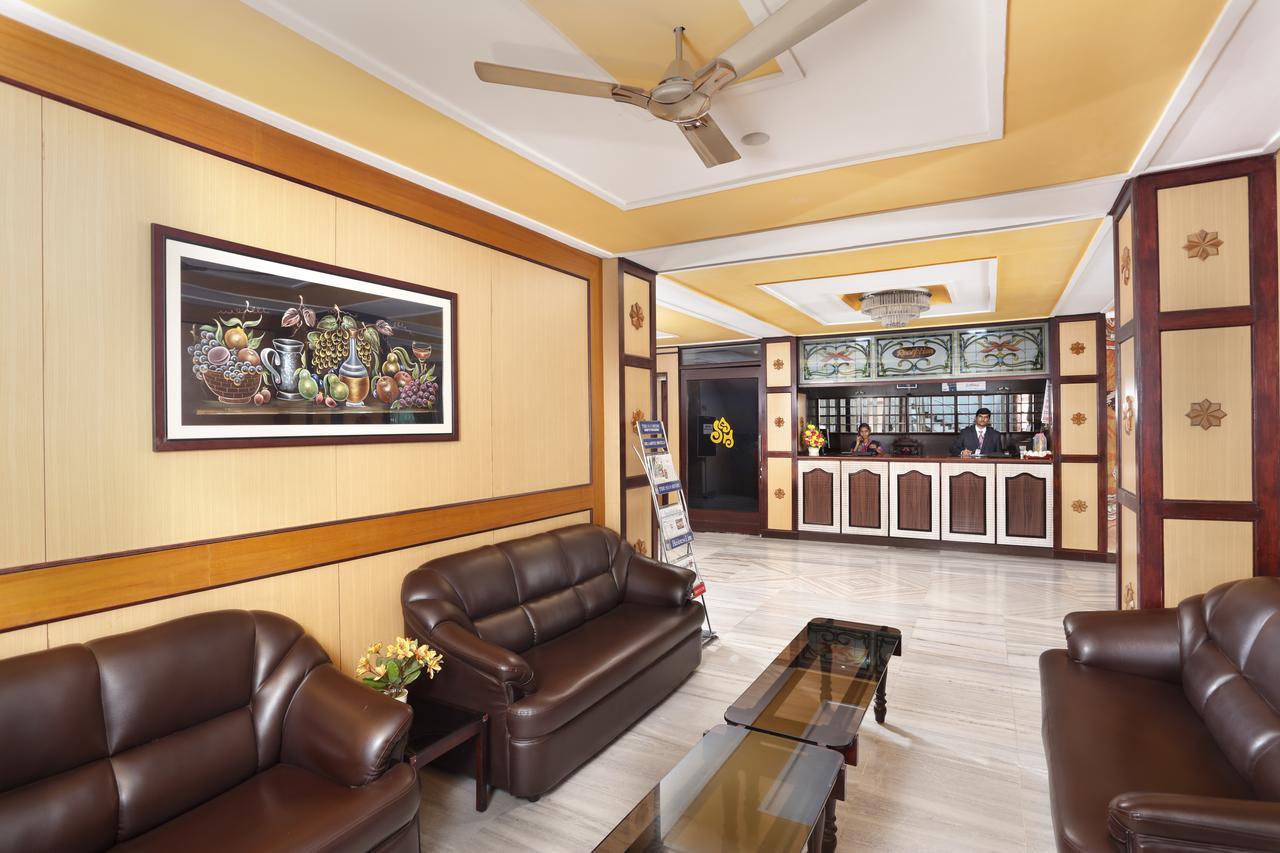קוימבטור Sri Aarvee Hotels מראה חיצוני תמונה