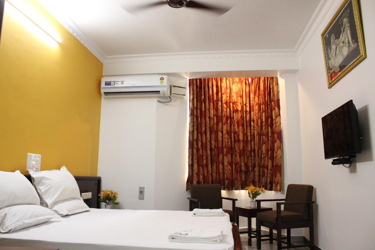 קוימבטור Sri Aarvee Hotels מראה חיצוני תמונה